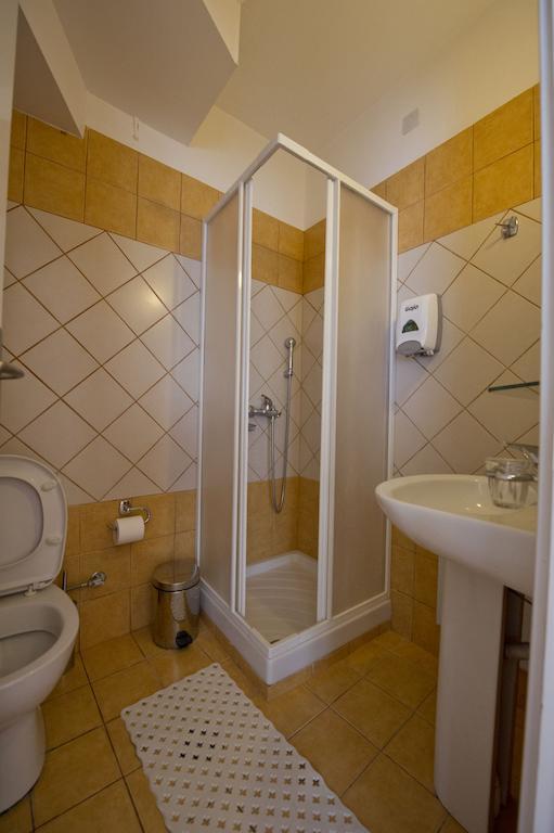 Anemos Parga Quarto foto