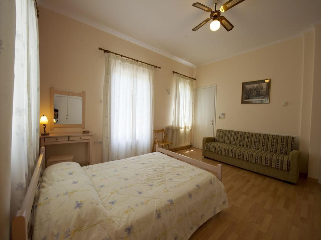 Anemos Parga Quarto foto